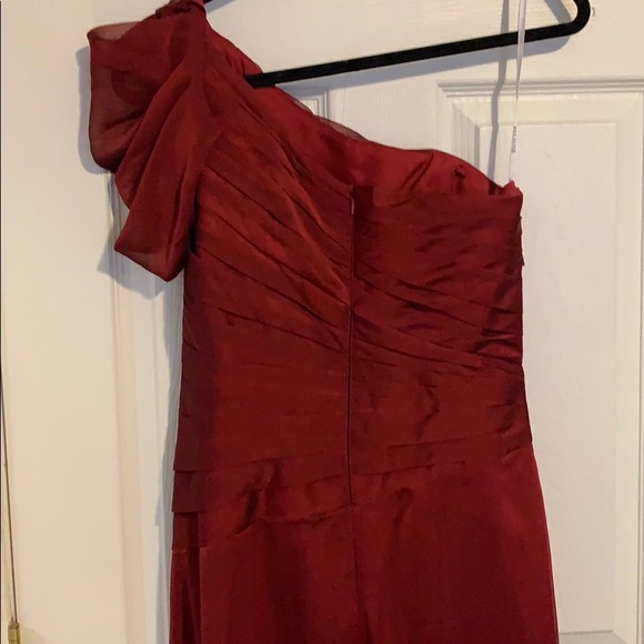 🌸Burgundy Formal Evening Gown + Scarf - Sz10 🌸 - Picture 3 of 5
